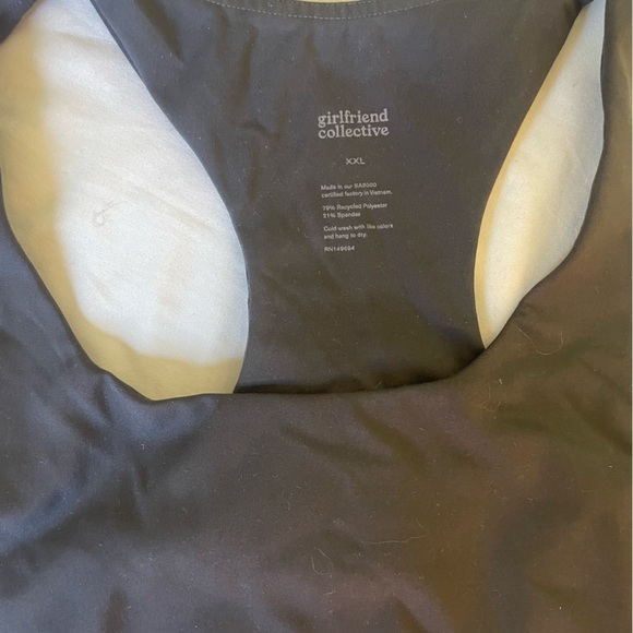 Girlfriend Collective Sport Skort and Sports Bra Set - Picture 5 of 5